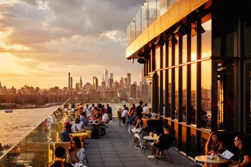 The William Vale Brooklyn / Best Rooftop Restaurants in NYC