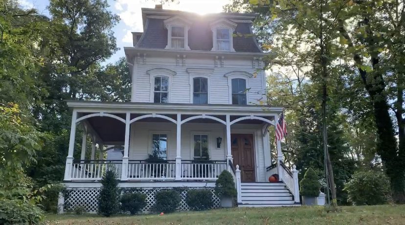 The Addams Family House in Westfield, NJ | Things to do in NYC in the Fall 2021
